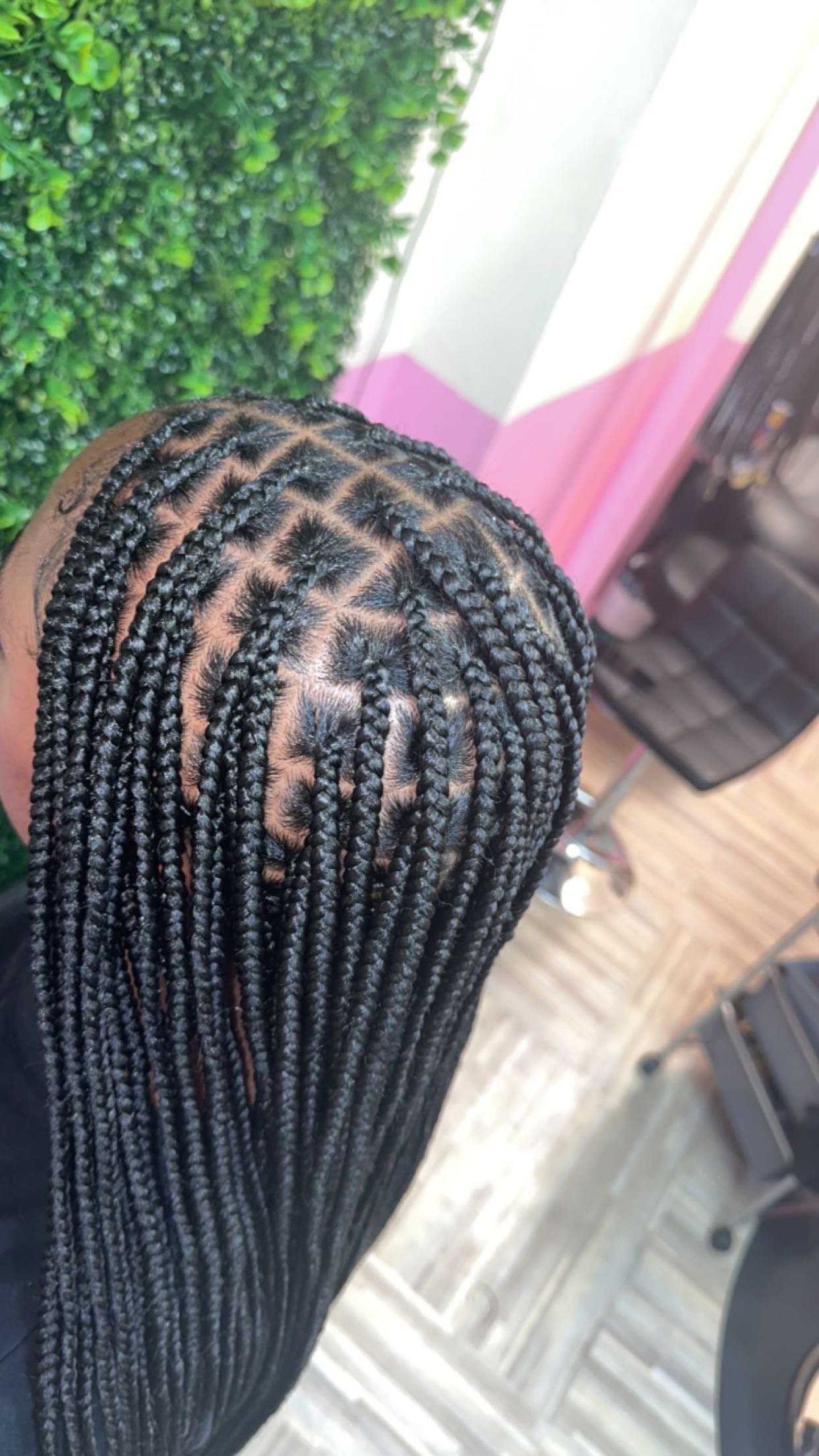 Knotless braids