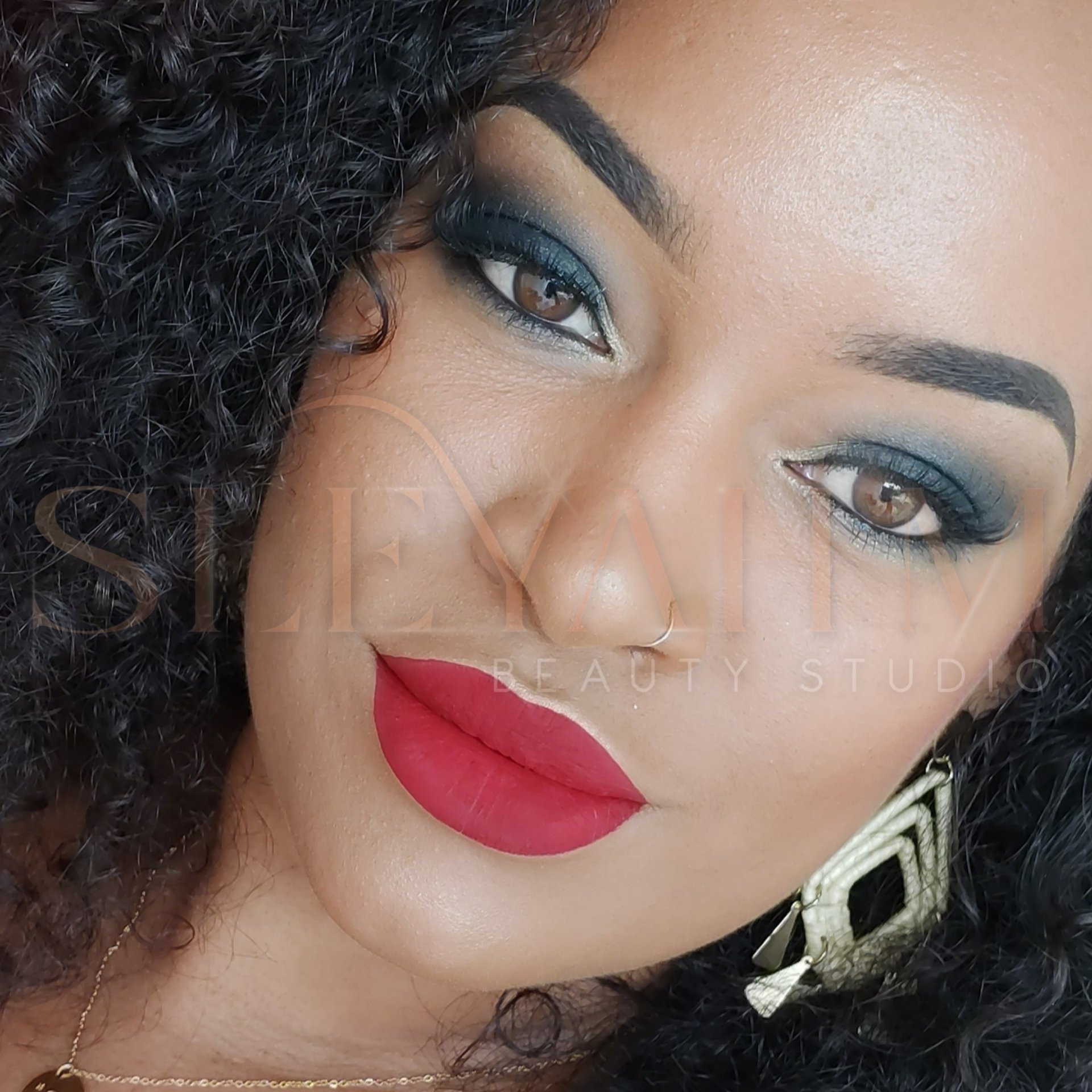 Maquillage Soir avec Faux-Cils
