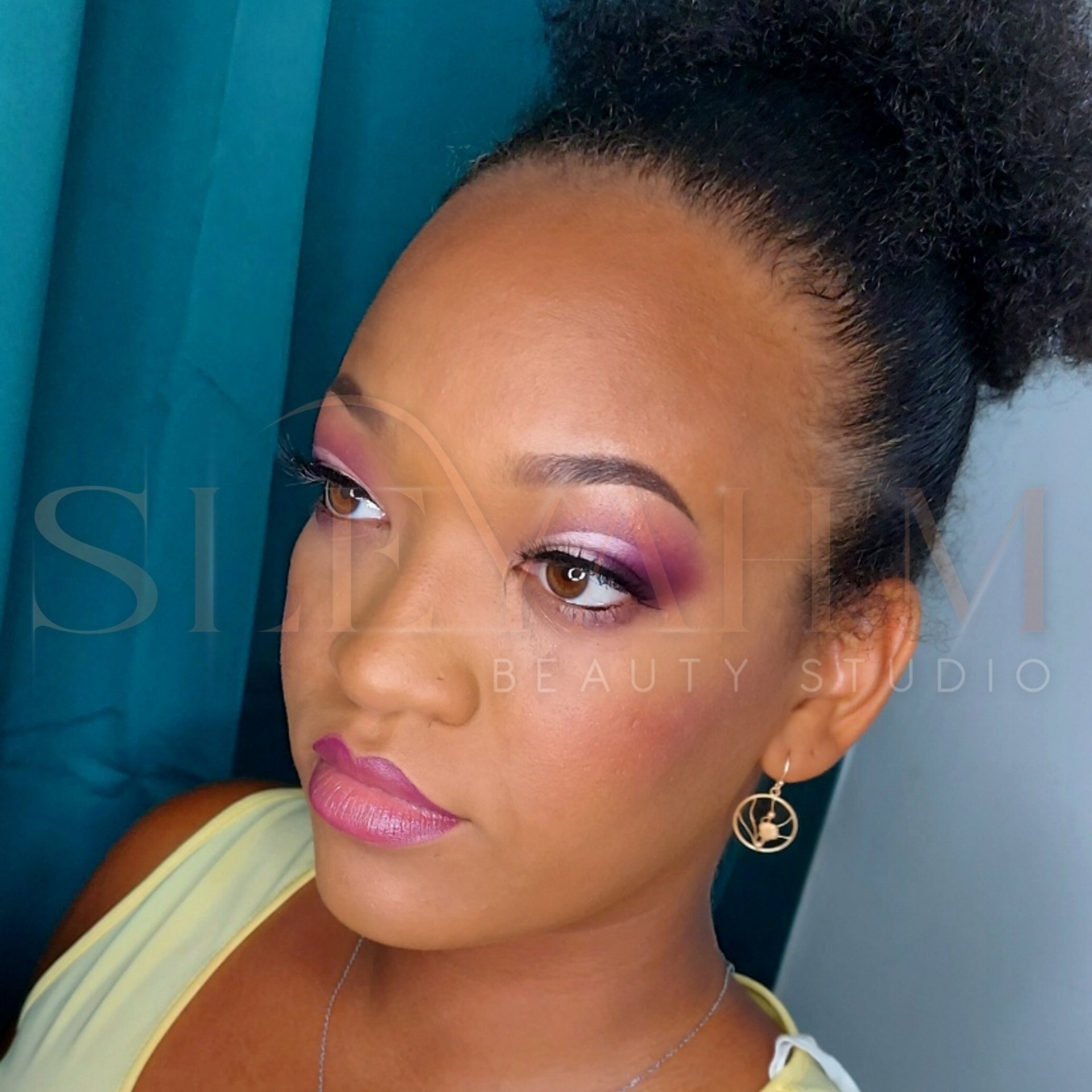 Maquillage Cocktail sans Faux-Cils